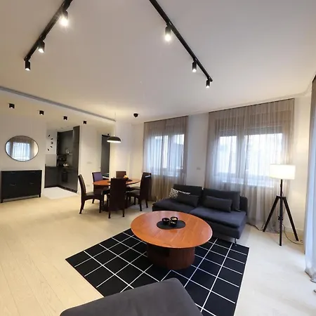 Modern Apartment In The Heart Of Belgrad Exterior foto