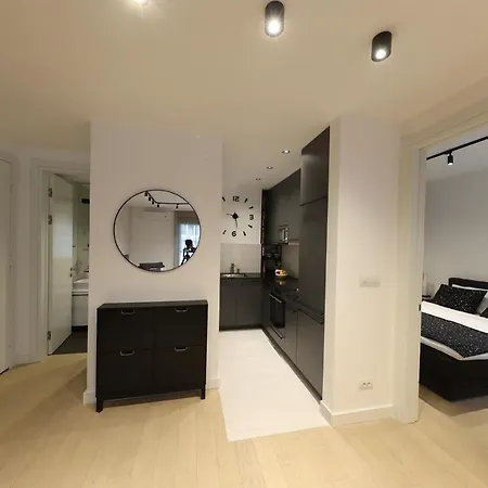 Modern Apartment In The Heart Of Belgrad Exterior foto
