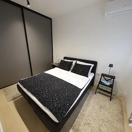 Modern Apartment In The Heart Of Belgrad Exterior foto